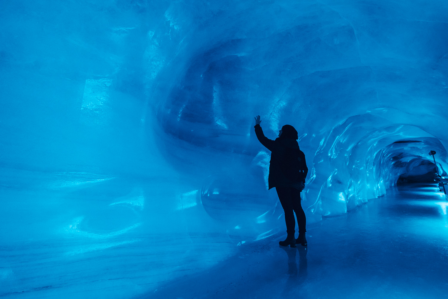 A Glacier Cave é uma das principais atrações (Foto: Flymaniacs)