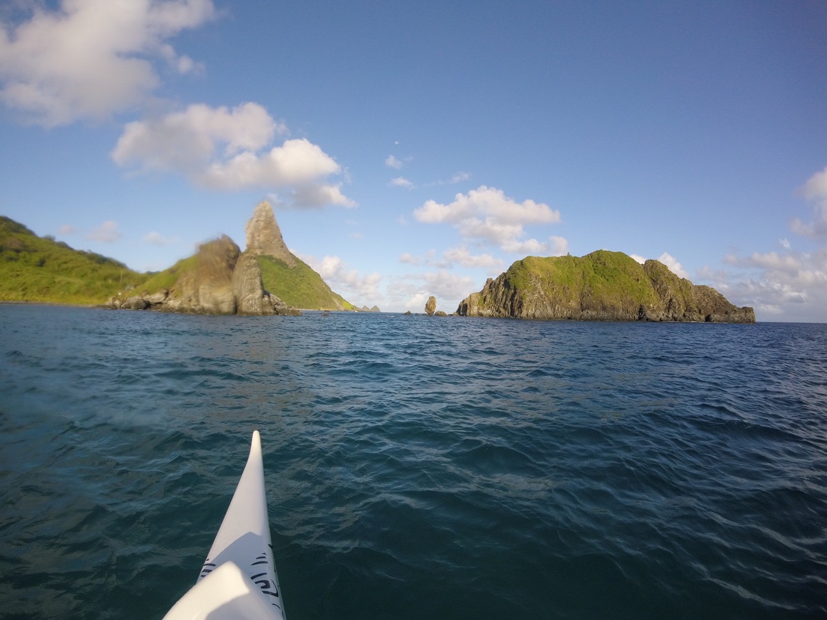 A canoa havaiana é uma opção de passeio imperdível (Foto: Flymaniacs)