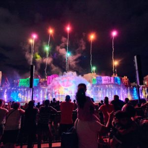 Universal Orlando's Cinematic Celebration - novo espetáculo noturno na lagoa do Universal Orlando Resort (Foto: Divulgação)