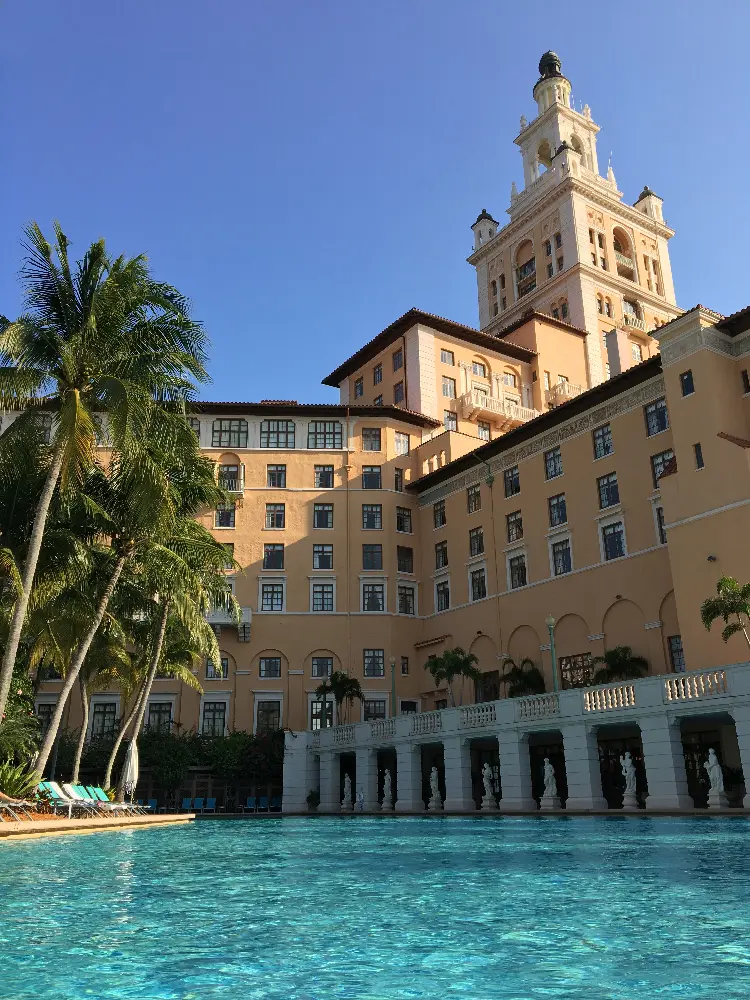 Uma das grandes atrações do hotel é a sua piscina, com mais de 2km quadrados de água (Foto: Flymaniacs)