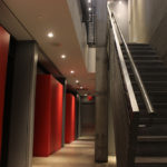 O andar de baixo é formado por salas de reuniões (Foto: Flymaniacs)